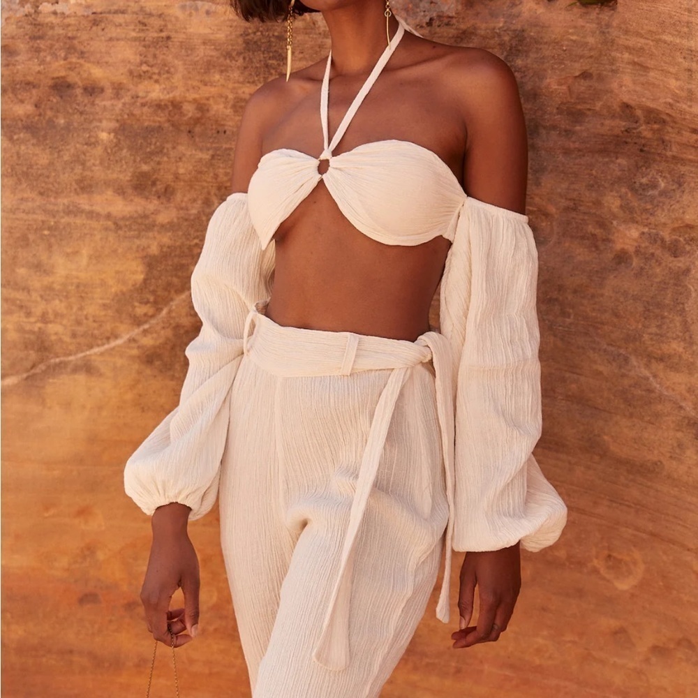 Savannah Morrow Women’s Cream High-Waisted Flared Leg Pant w/Belt, Size XS